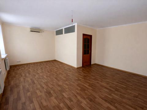 комерційна за адресою Нижньоюрківська вул., 39А