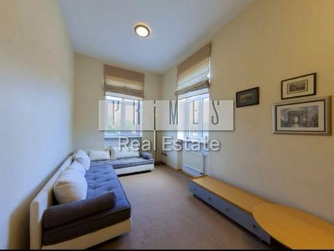 будинок за адресою Лугова вул.