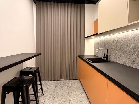 коммерческая по адресу Андрея Верхогляда ул. (Михайла Драгомирова), 19-А