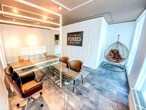 комерційна за адресою Зарічна вул., 6 к1