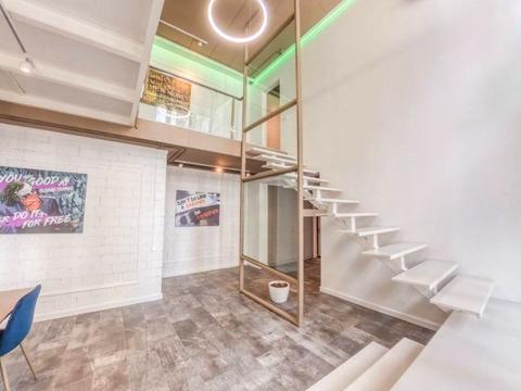 комерційна за адресою Зарічна вул., 6 к1