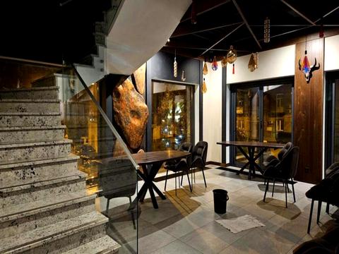 коммерческая по адресу Крещатик ул. (Kreschatic), 29