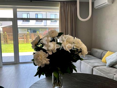 дом по адресу Озерна