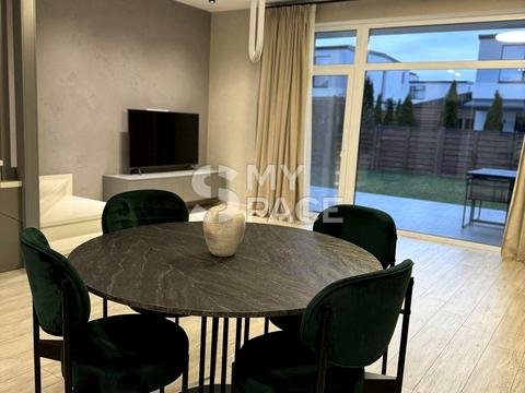 дом по адресу Озерна