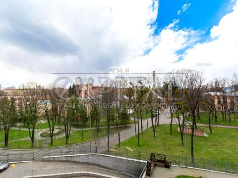 квартира за адресою Берестейський просп. (Перемоги), 42