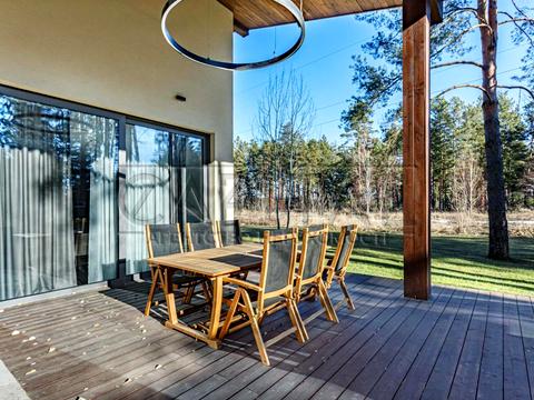 будинок за адресою с. Лебедівка, Набережна вул.