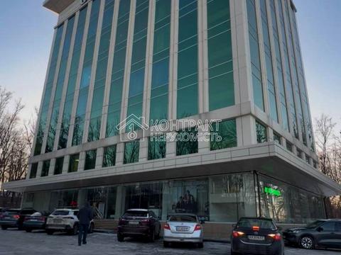 коммерческая по адресу Героев Харькова просп. (Московский), 142