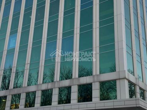 коммерческая по адресу Героев Харькова просп. (Московский), 142