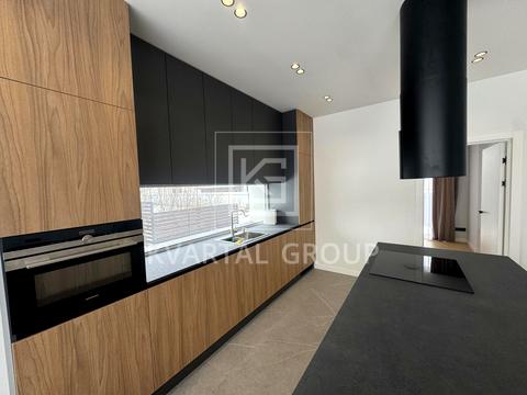 дом по адресу Хутірська, 11