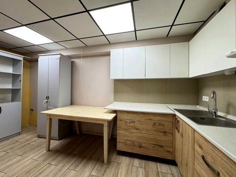 коммерческая по адресу Владимира Моссаковского ул. (Клари Цеткін), 30