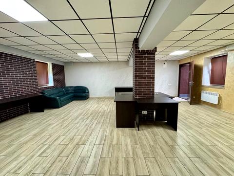 коммерческая по адресу Владимира Моссаковского ул. (Клари Цеткін), 30