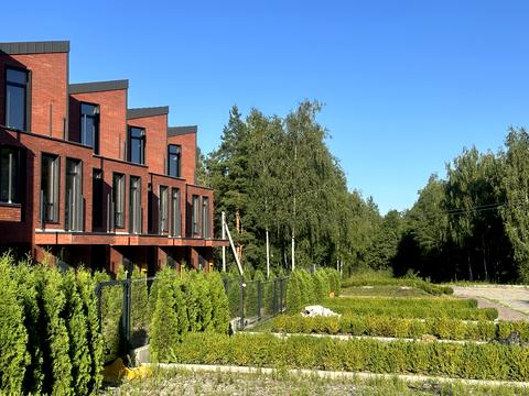 будинок за адресою Інститутська вул. (Артема), 1-І