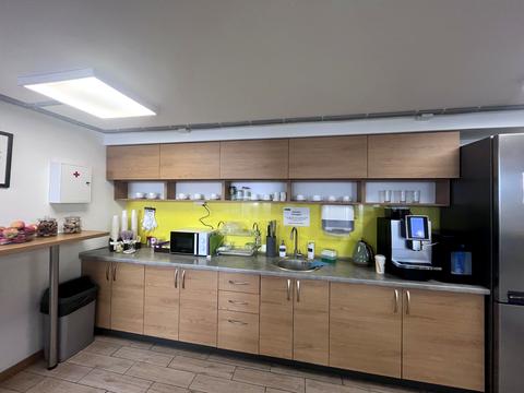 комерційна за адресою Київ, Саксаганського вул., 121