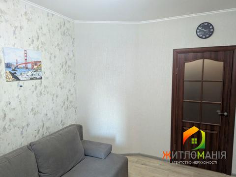 квартира за адресою Софії Русової вул., 1