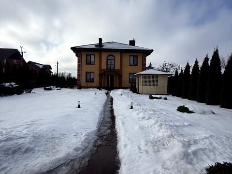 дом по адресу Новокиевская ул.