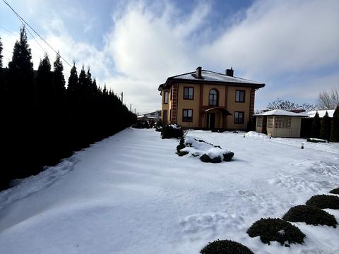 дом по адресу Новокиевская ул.