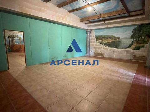 комерційна за адресою Героїв Національної Гвардії України просп., 31