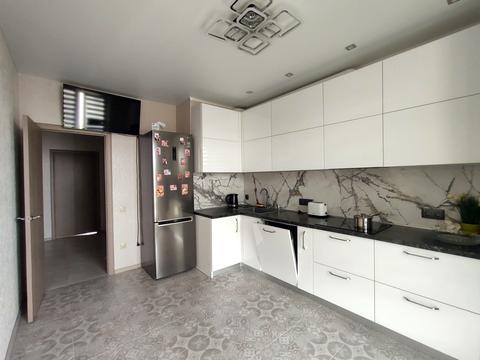 квартира за адресою Михайла Грушевського вул., 30в