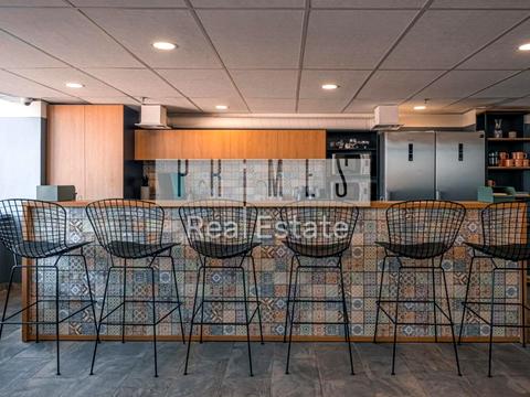 коммерческая по адресу Якова Гніздовського ул. (Магнітогорська), 1а