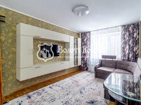 квартира за адресою Академіка Булаховського вул., 42/43