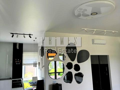 дом по адресу Мельника вул.