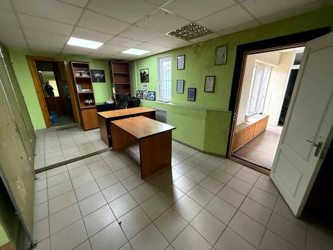 коммерческая по адресу Волынская ул., 1