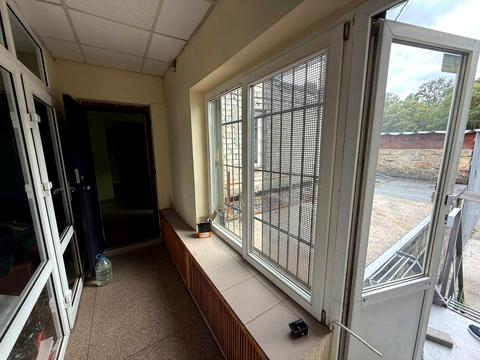 коммерческая по адресу Волынская ул., 1