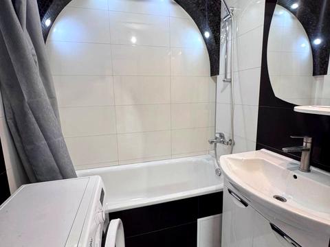 квартира за адресою Червоної Калини просп. (Володимира Маяковського), 38/10