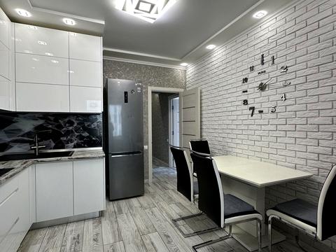 квартира по адресу Академика Сахарова ул., (30 перлина)