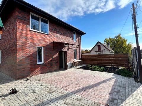 будинок за адресою Дачна вул.