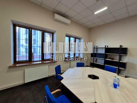 коммерческая по адресу Паторжинского ул., 14