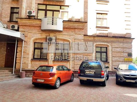 коммерческая по адресу Паторжинского ул., 14