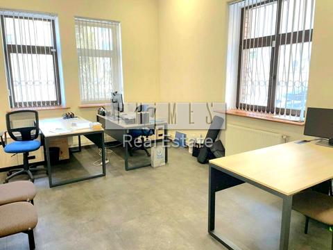 коммерческая по адресу Паторжинского ул., 14