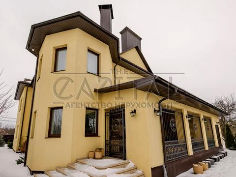 будинок за адресою с. Гатне, Фастівський район