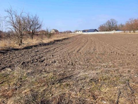 участок по адресу Лесі Українки