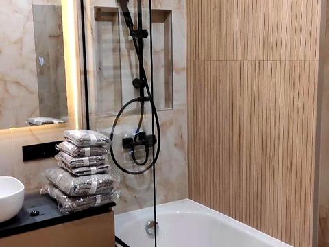 квартира за адресою Салютна вул., 2к1