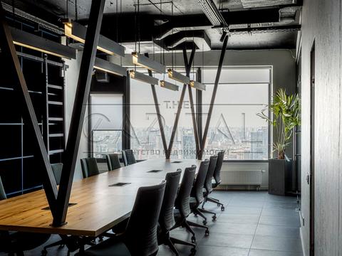 комерційна за адресою Кловський узвіз, 7a
