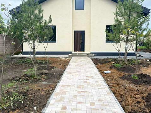 будинок за адресою Мира