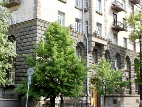 коммерческая по адресу Банковая ул., 3