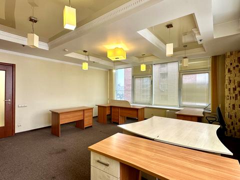 комерційна за адресою Антоновича вул. (Горького), 172