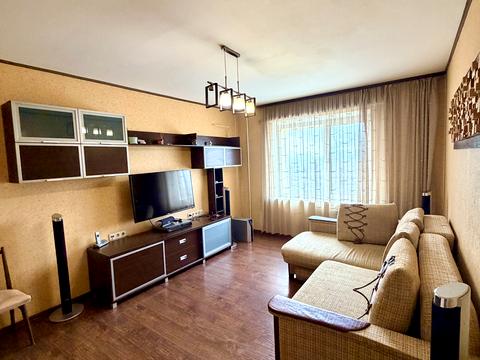 квартира за адресою Миколи Василенка вул., 14-Г