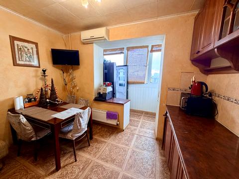 квартира за адресою Миколи Василенка вул., 14-Г