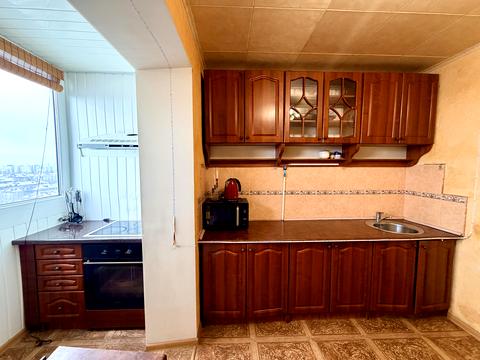 квартира за адресою Миколи Василенка вул., 14-Г