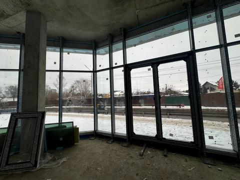 комерційна за адресою Центральна вул., 11