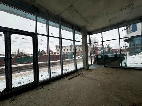 комерційна за адресою Центральна вул., 11