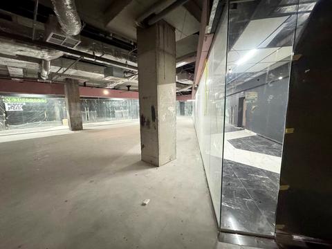 комерційна за адресою Миколи Бажана просп., 17-А