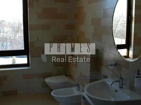 будинок за адресою Вишнева вул.