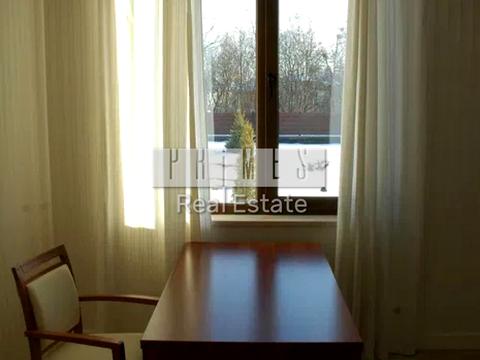 будинок за адресою Вишнева вул.