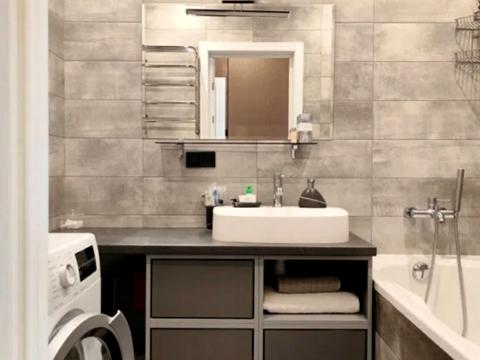 квартира за адресою Українська вул., 83б к.1-5