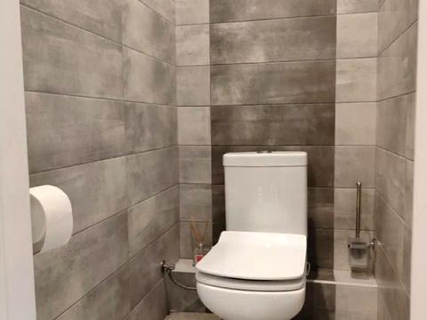 квартира за адресою Українська вул., 83б к.1-5